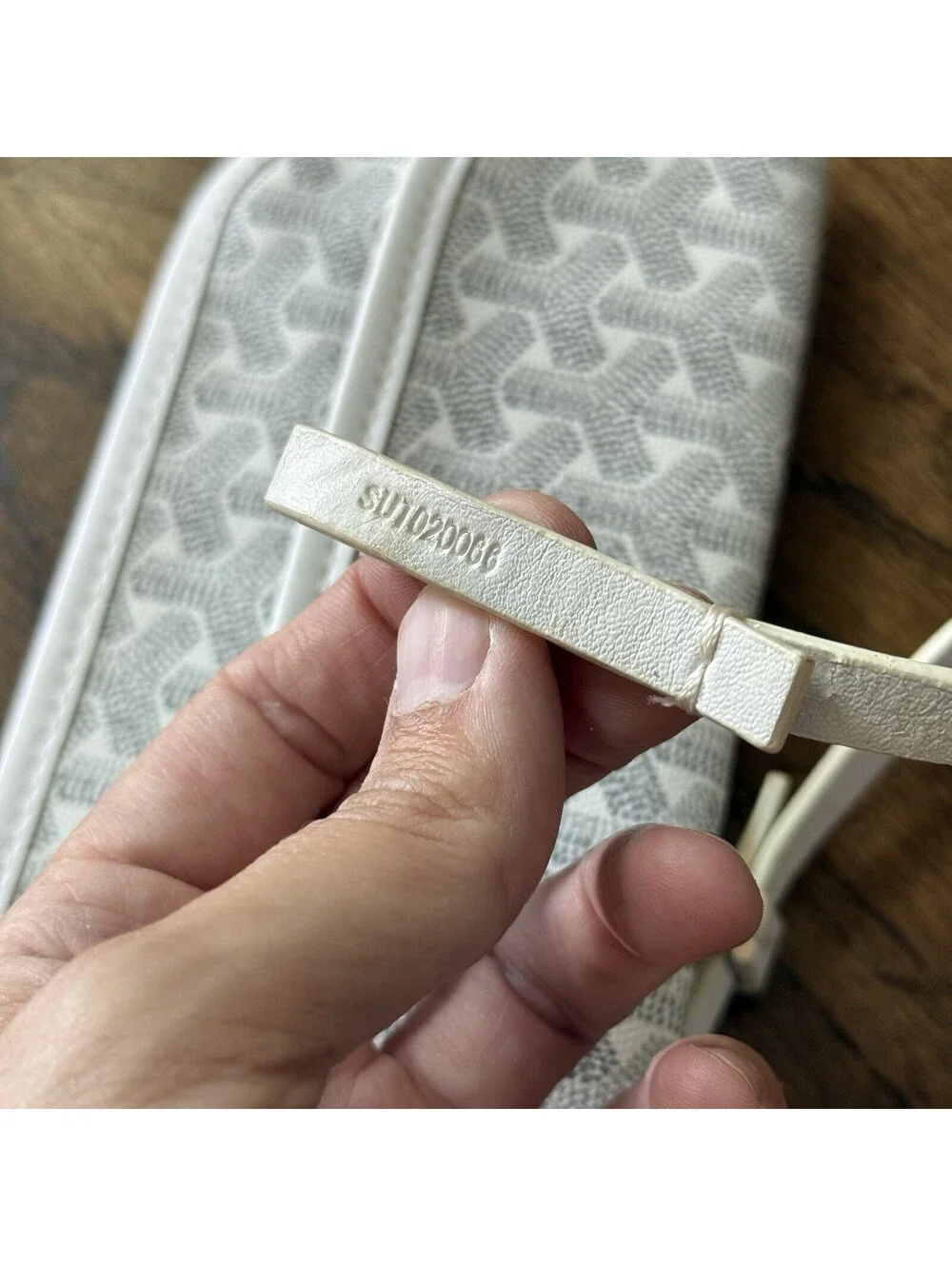 Goyard beautiful saint